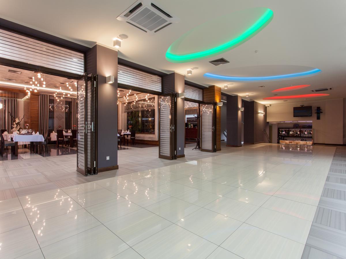 Hotel Grzegorzewski Tuszyn Exteriér fotografie